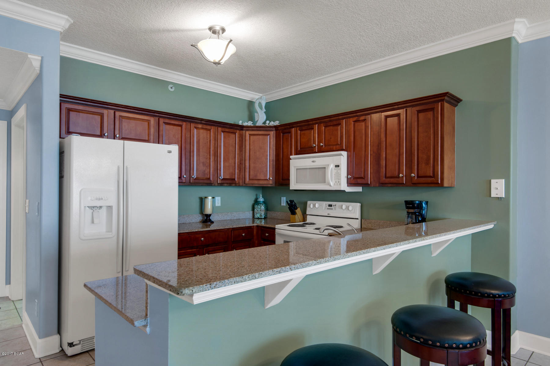 Tropic Winds - Residential