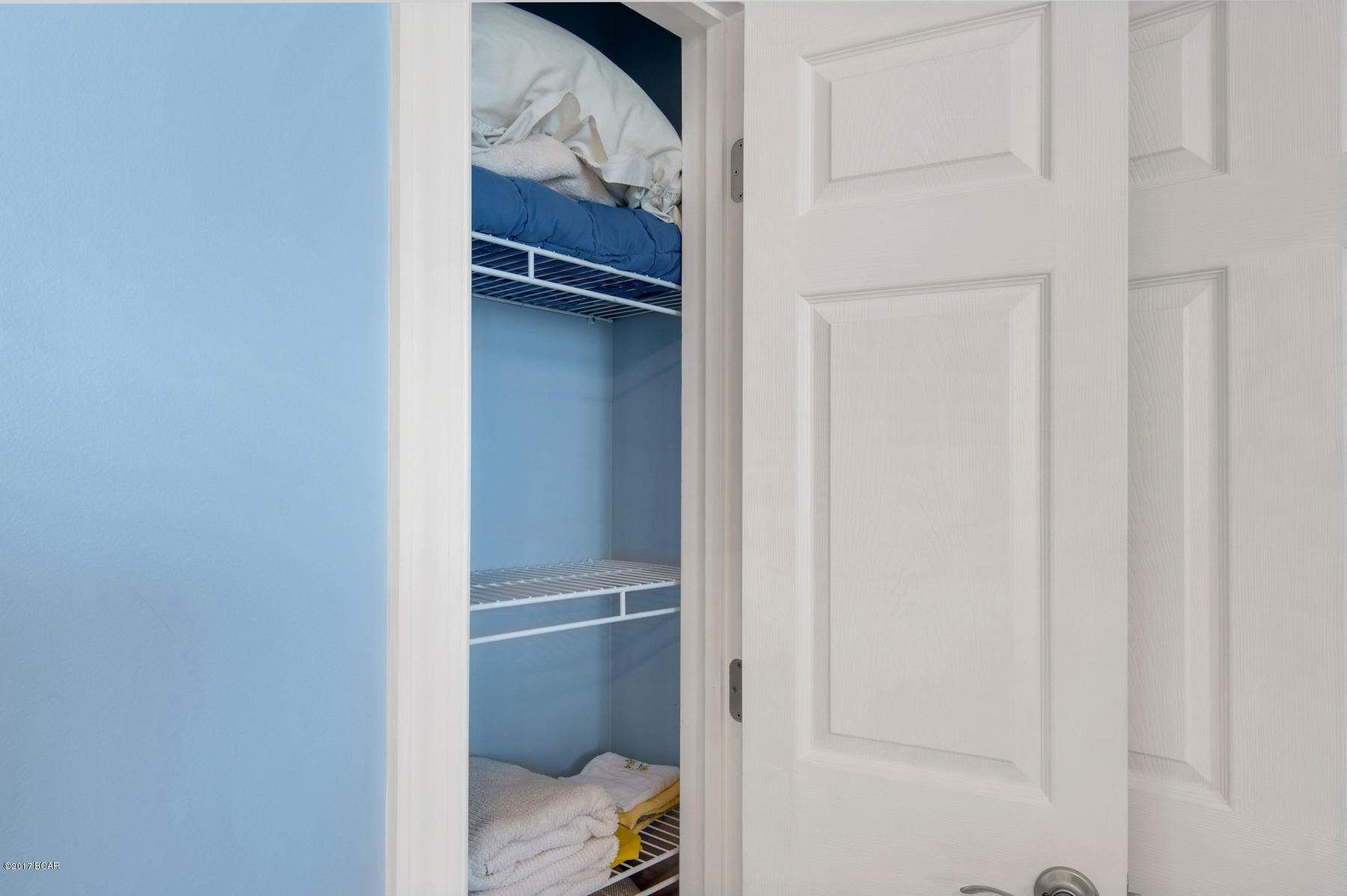 Tropic Winds - Residential