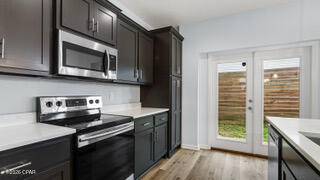 Callaway Corners - Residential Lease