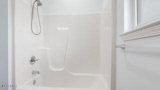 Callaway Corners - Residential Lease