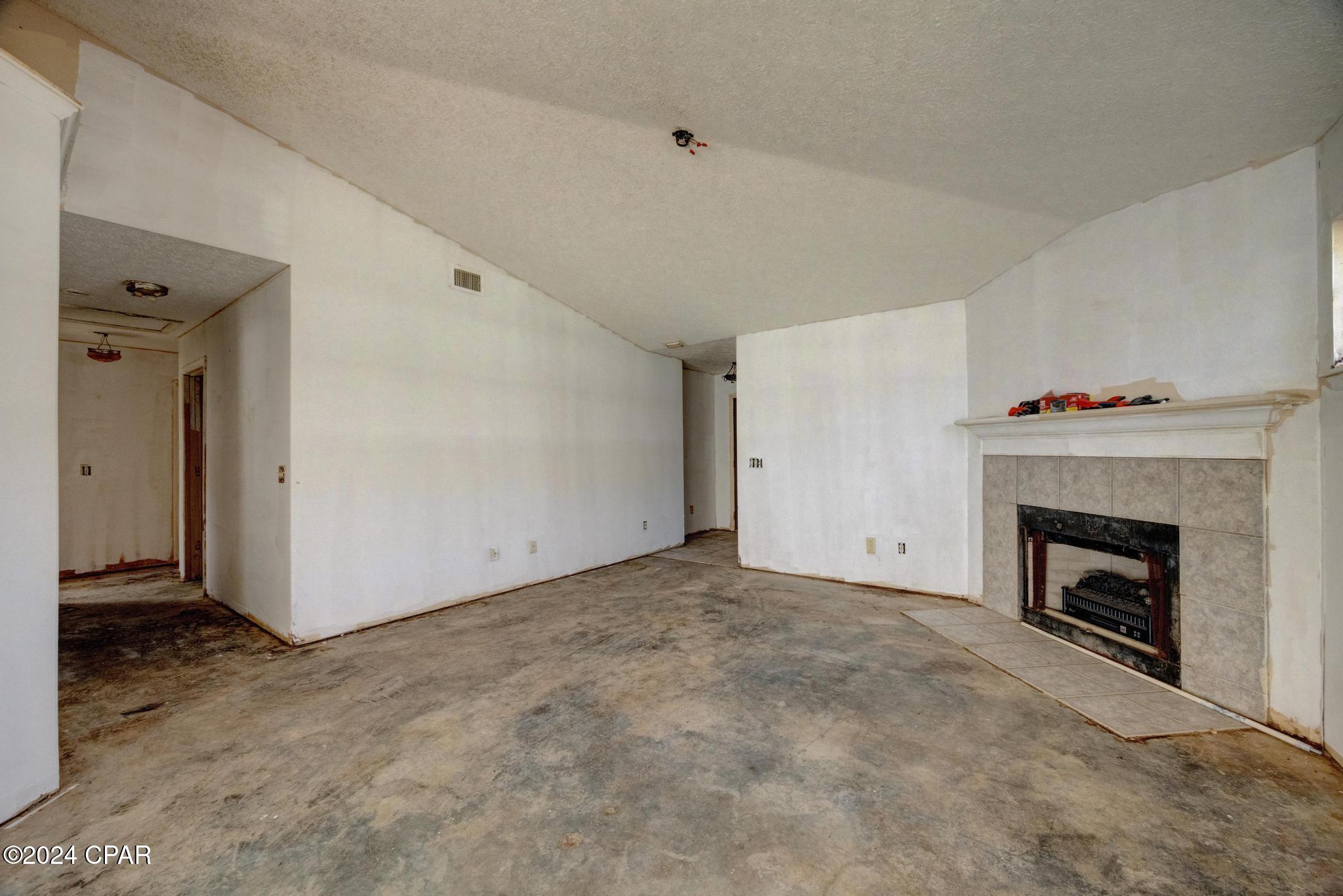 Riviera Beach - Residential