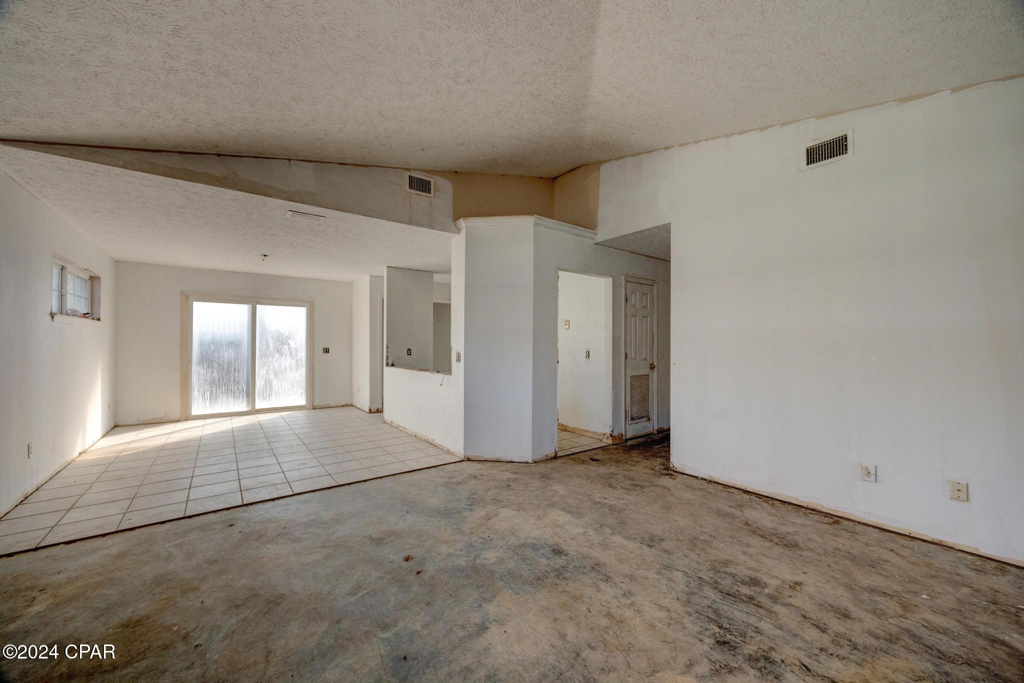 Riviera Beach - Residential