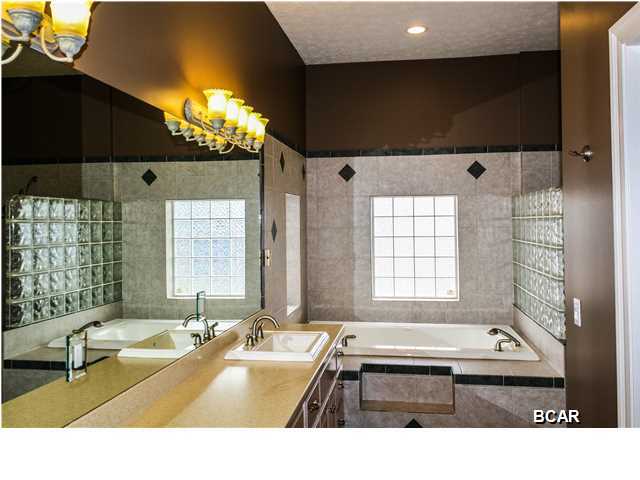 Shoreline Estates - Residential