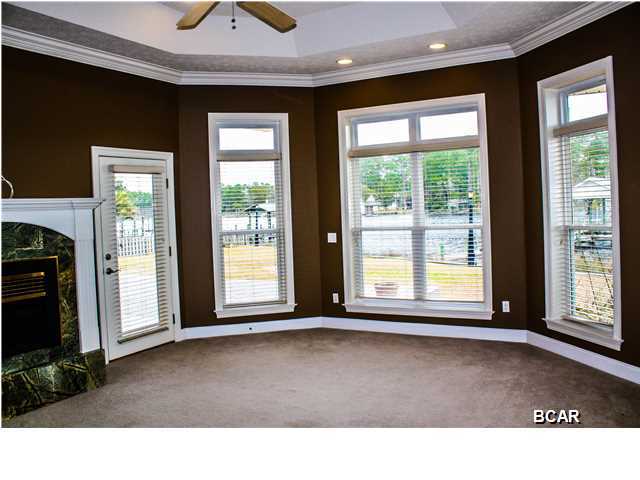 Shoreline Estates - Residential