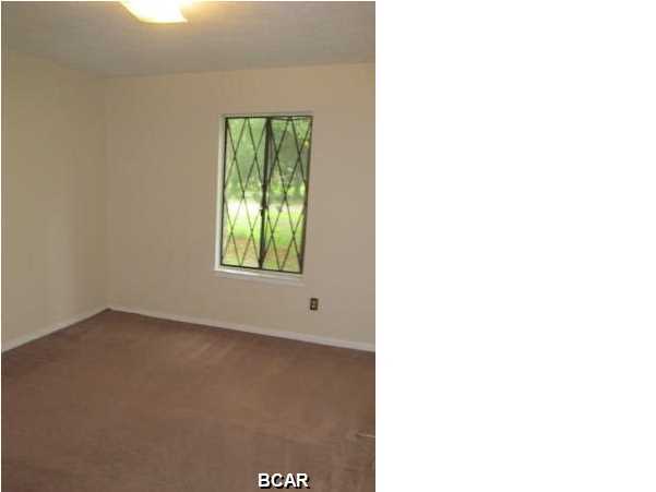 Bay Park Manor - Residential Lease