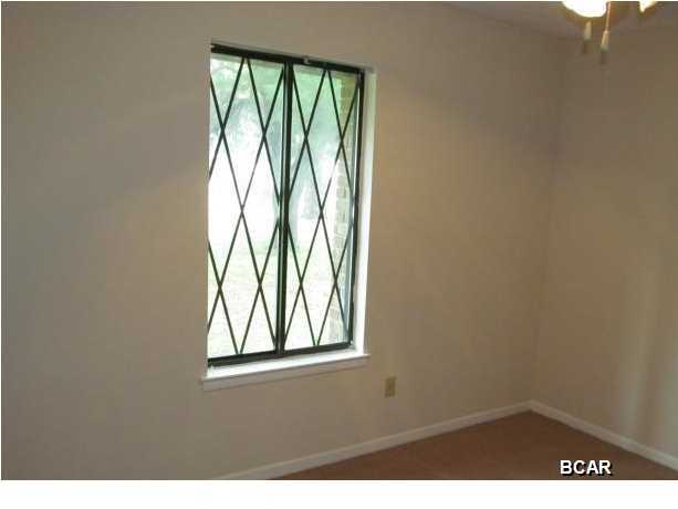 Bay Park Manor - Residential Lease