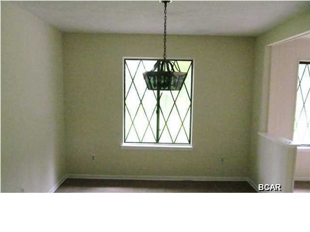 Bay Park Manor - Residential Lease