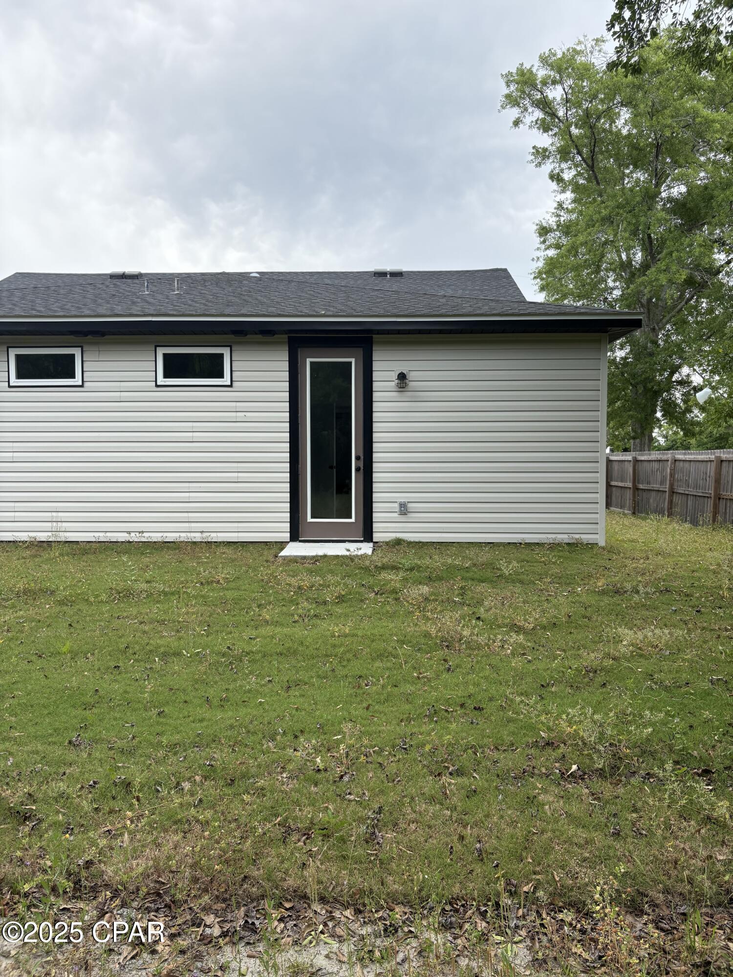 [No Recorded Subdiv] - Residential Lease