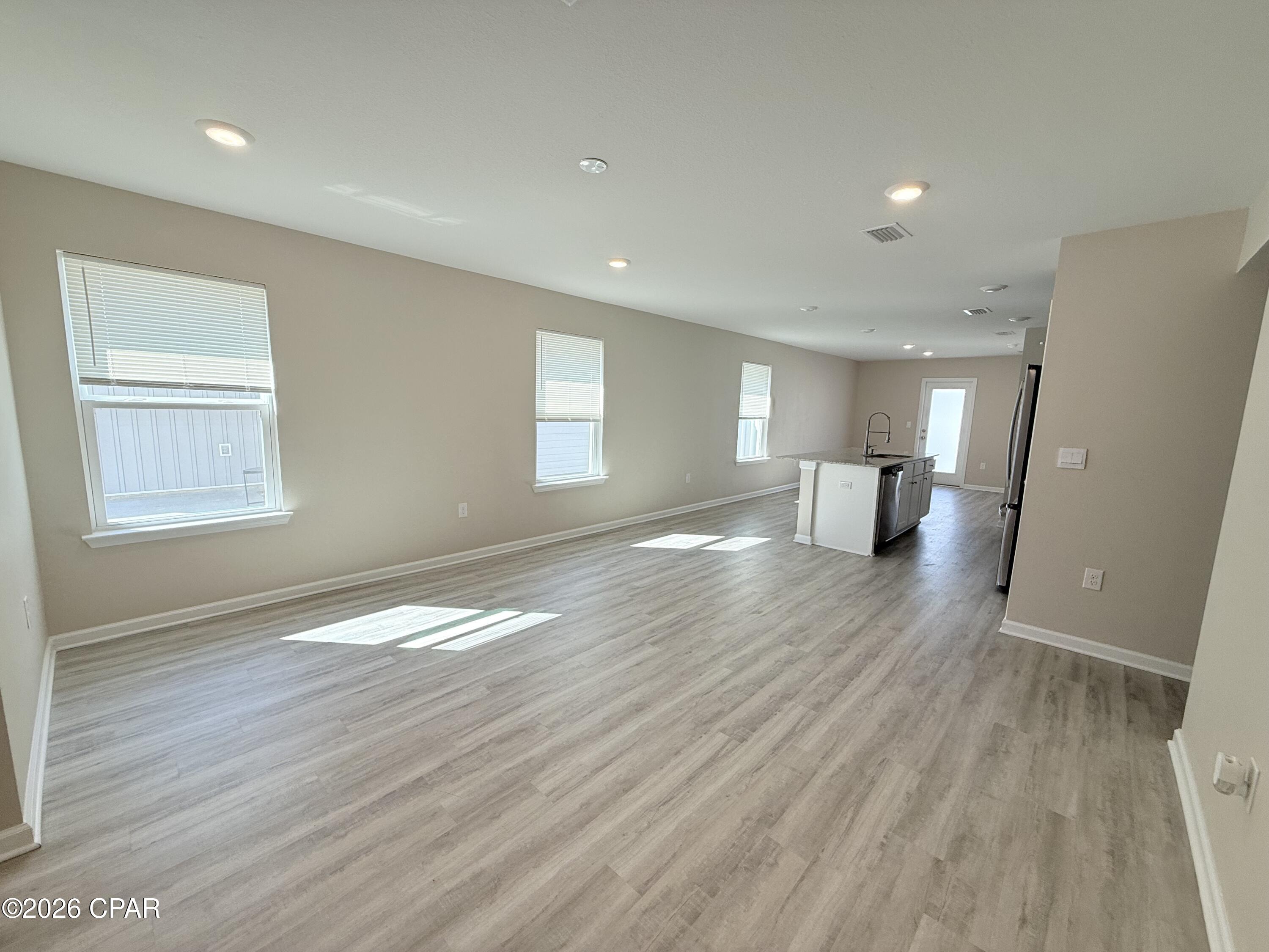 [No Recorded Subdiv] - Residential Lease