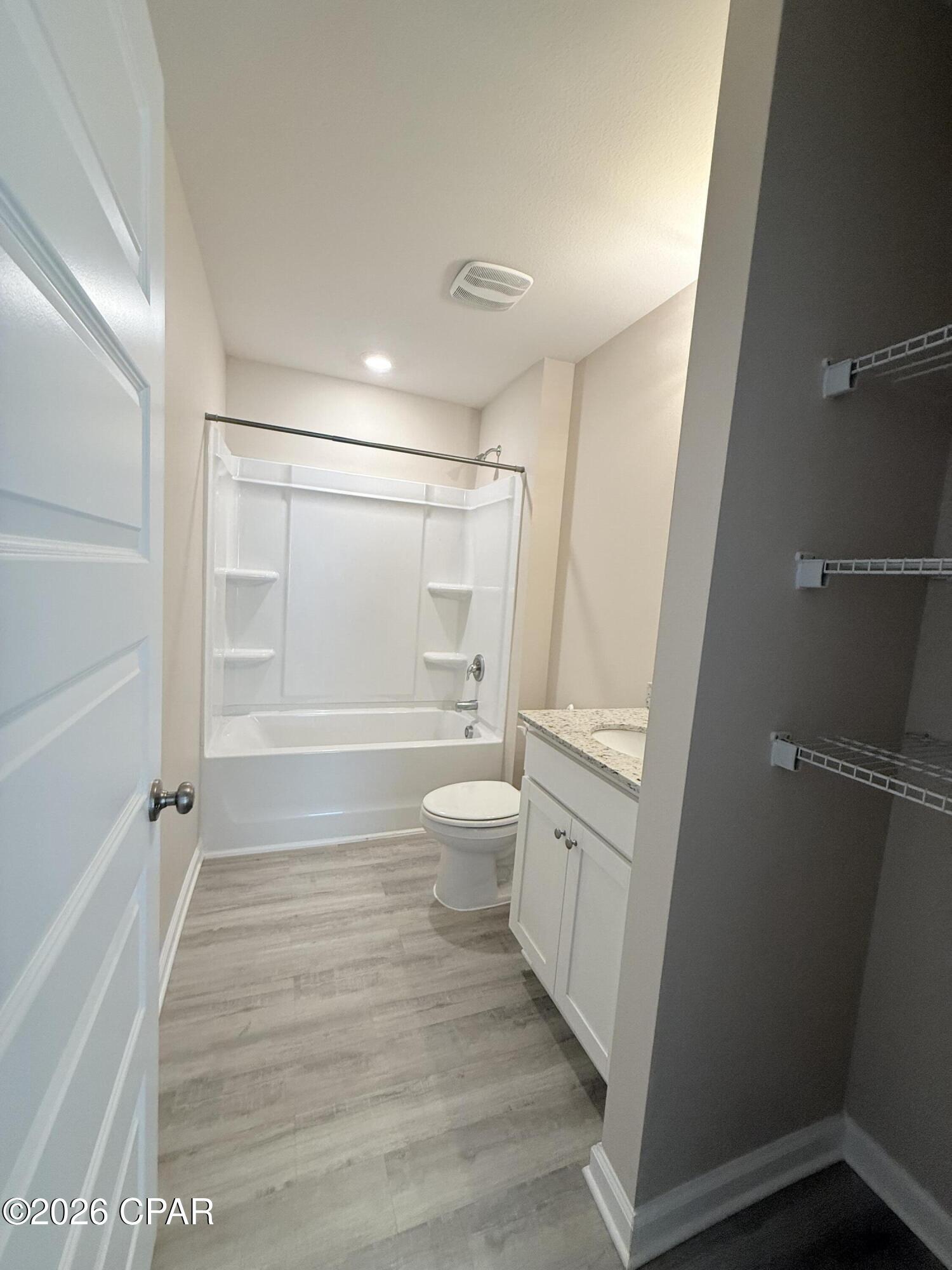 [No Recorded Subdiv] - Residential Lease