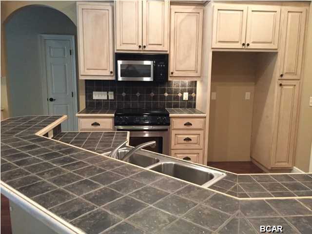 Queensberry Ltd At Bay Point - Residential