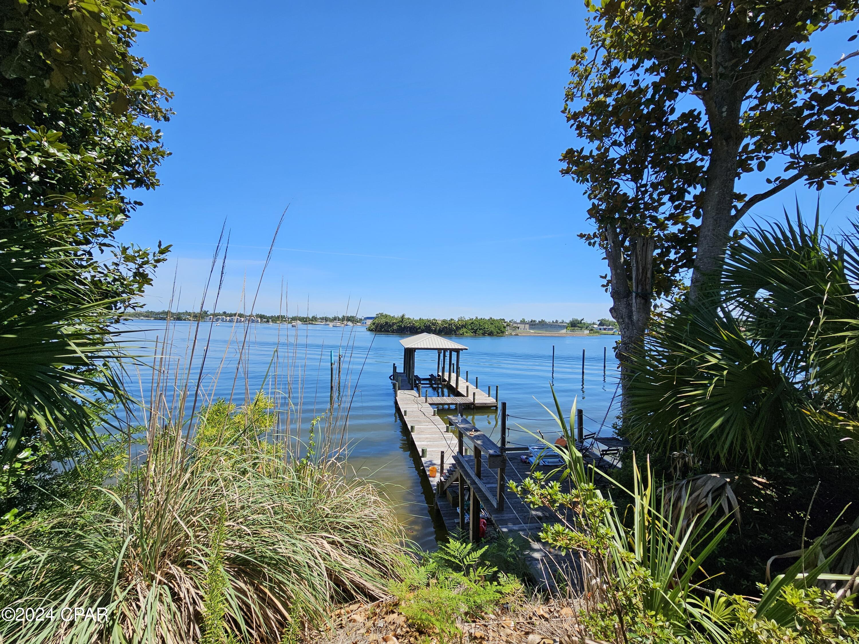 Cove Terrace 2nd Add - Residential