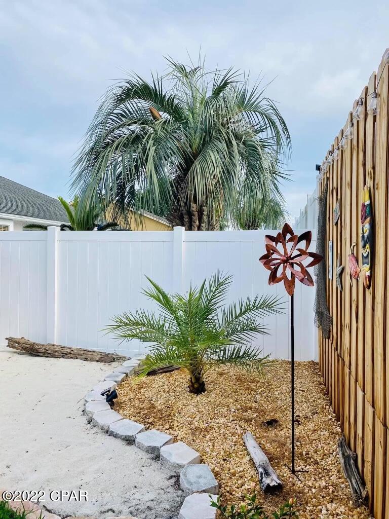 Seaclusion Beach - Residential