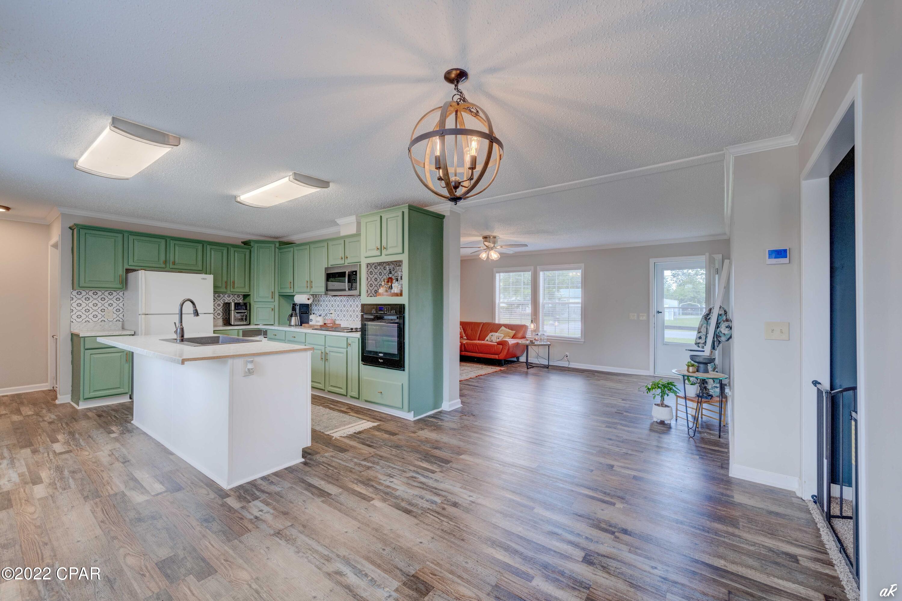 Creek Hollow Estates Unit - Residential