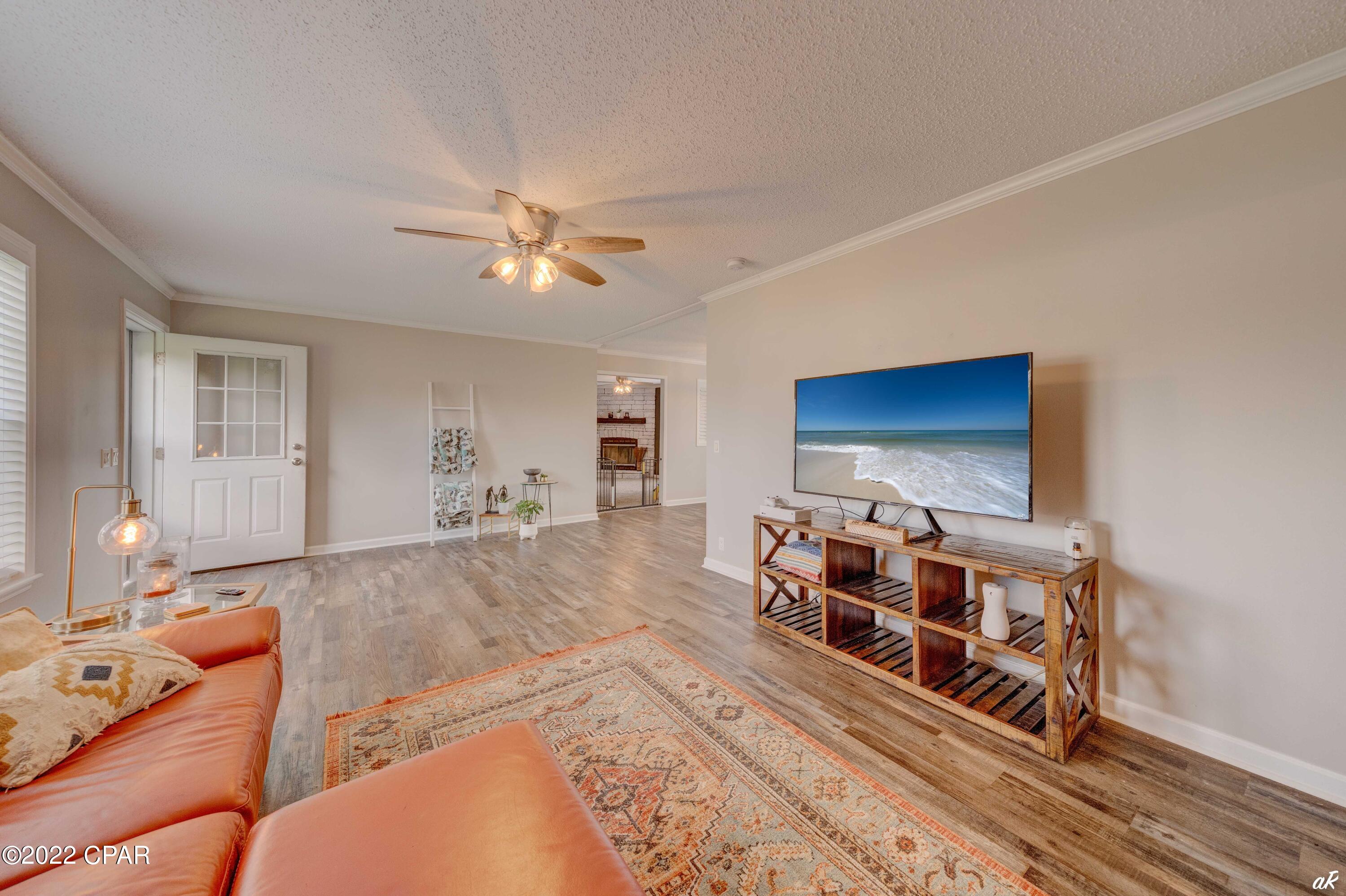 Creek Hollow Estates Unit - Residential