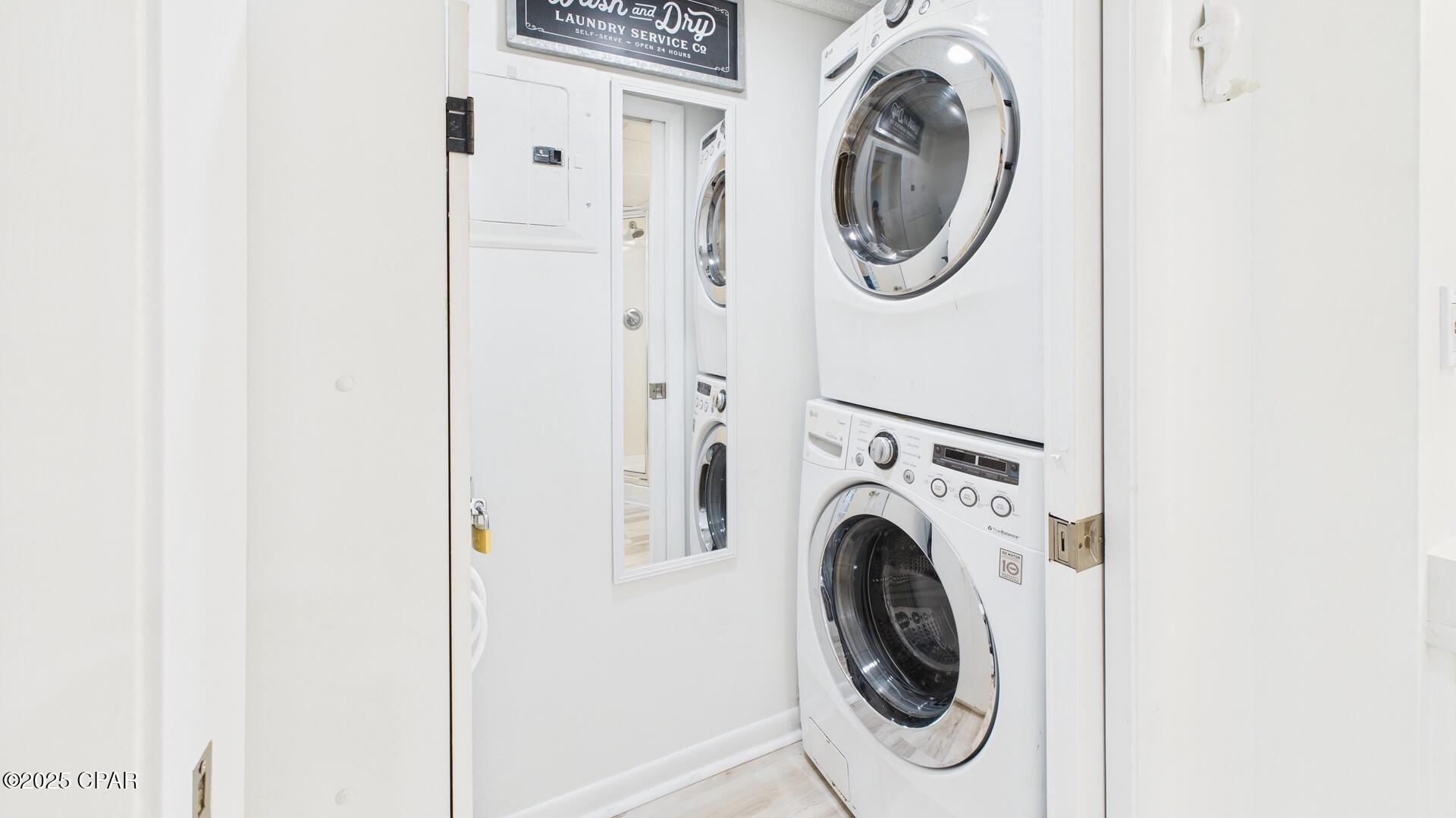 Long Beach Towers I - Residential