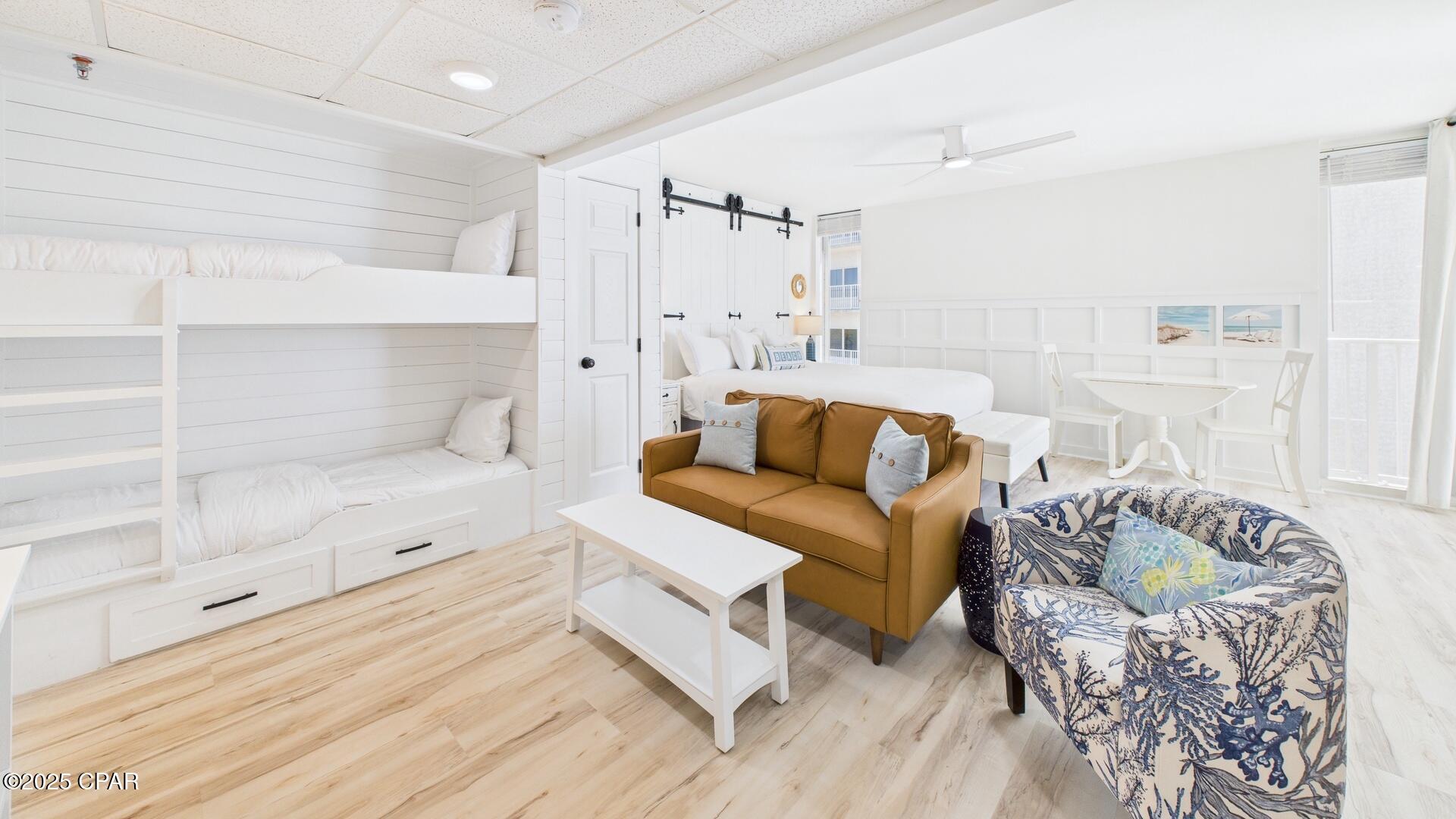 Long Beach Towers I - Residential