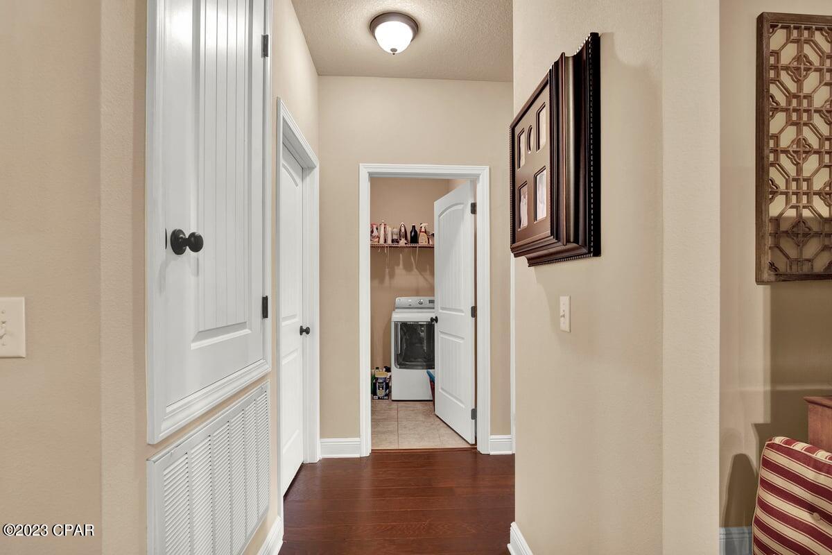 Lake Merial - Residential