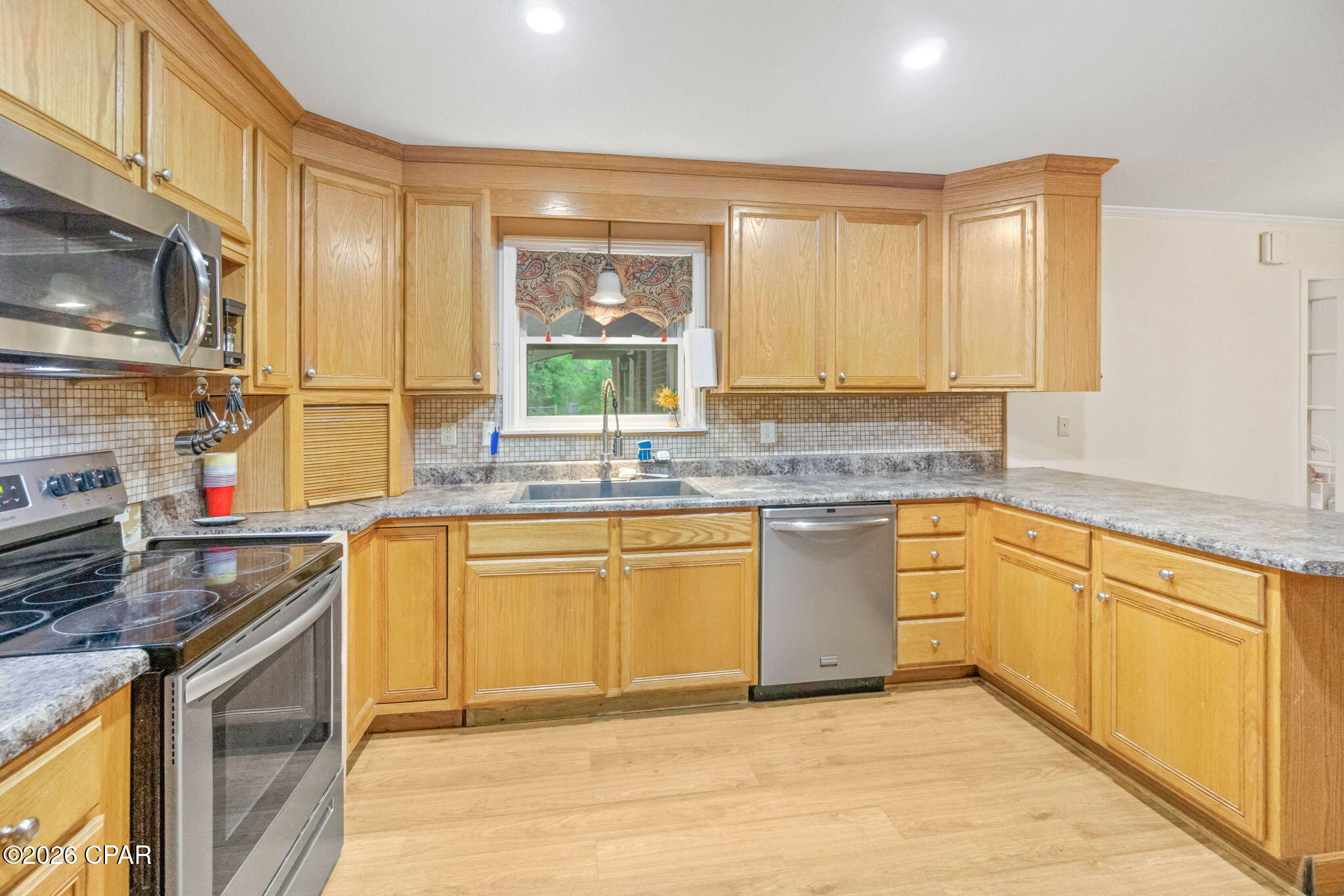 [No Recorded Subdiv] - Residential