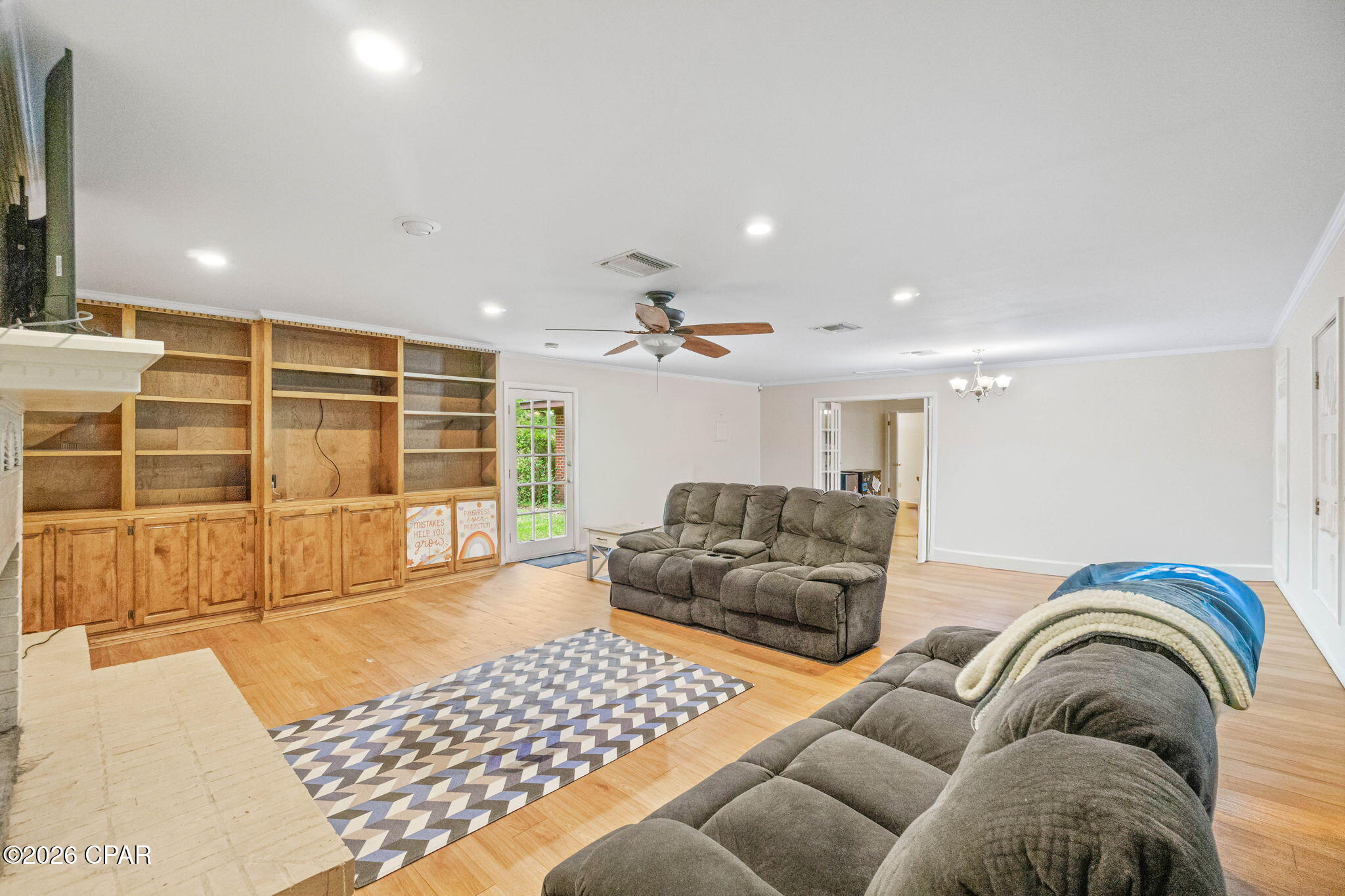 [No Recorded Subdiv] - Residential