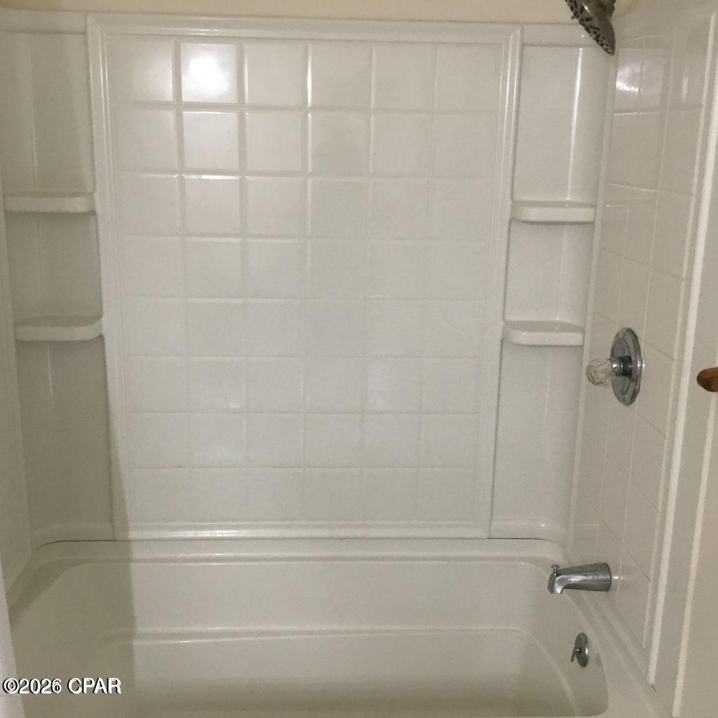 Delwood Estates Ph 1 - Residential Lease