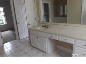 Legend Lakes - Residential