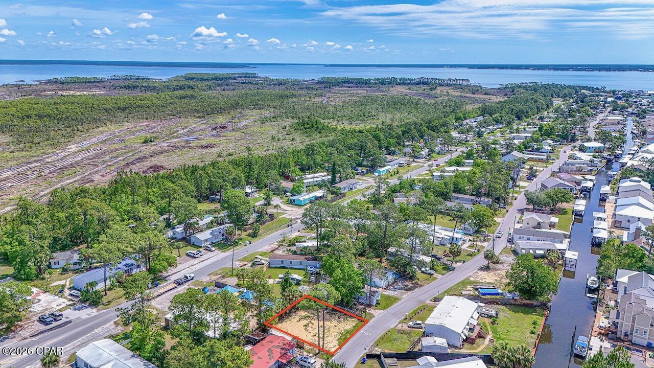 Bayside Park U-1 - Land