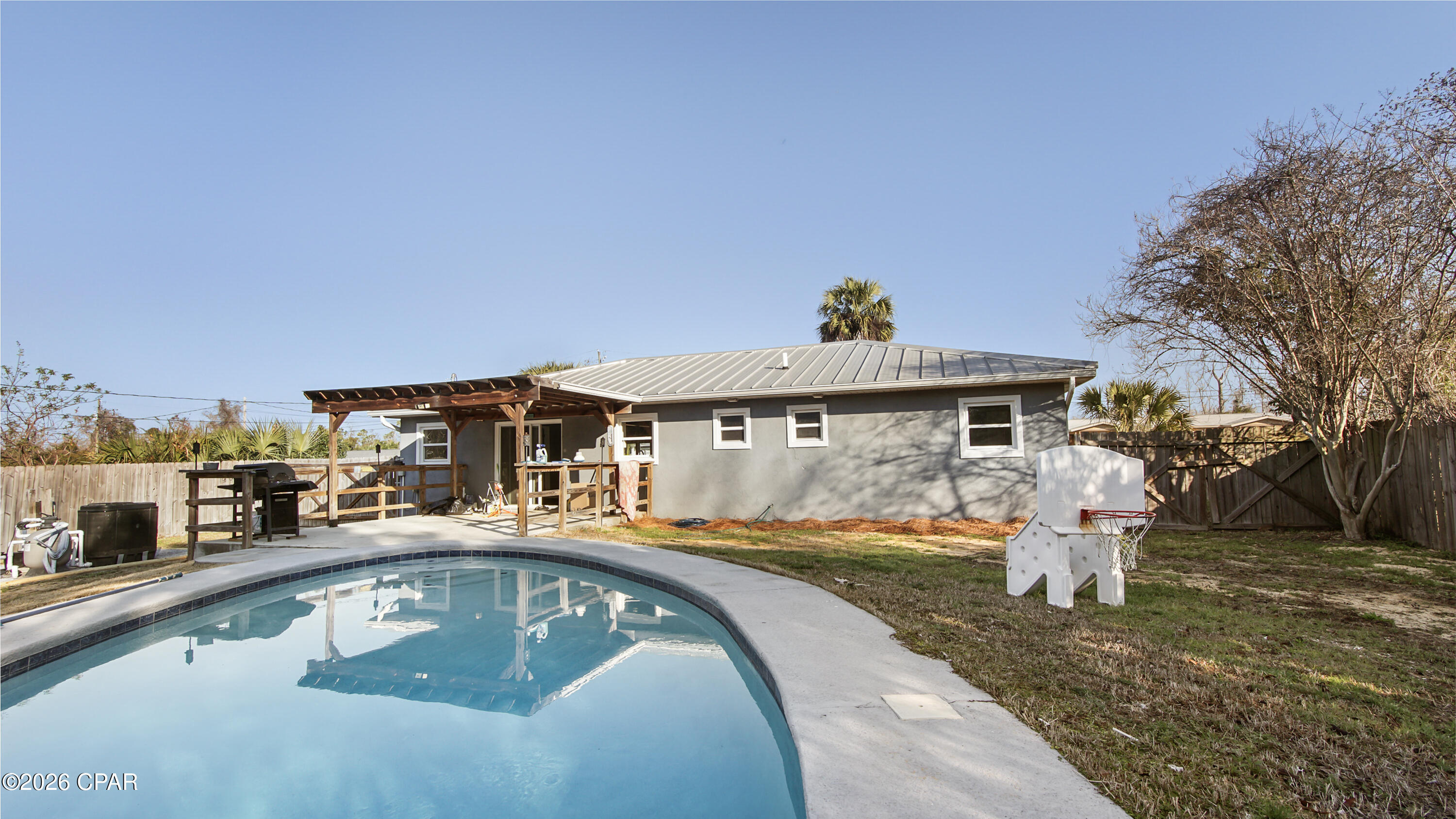 St And Bay Dev Co - Residential