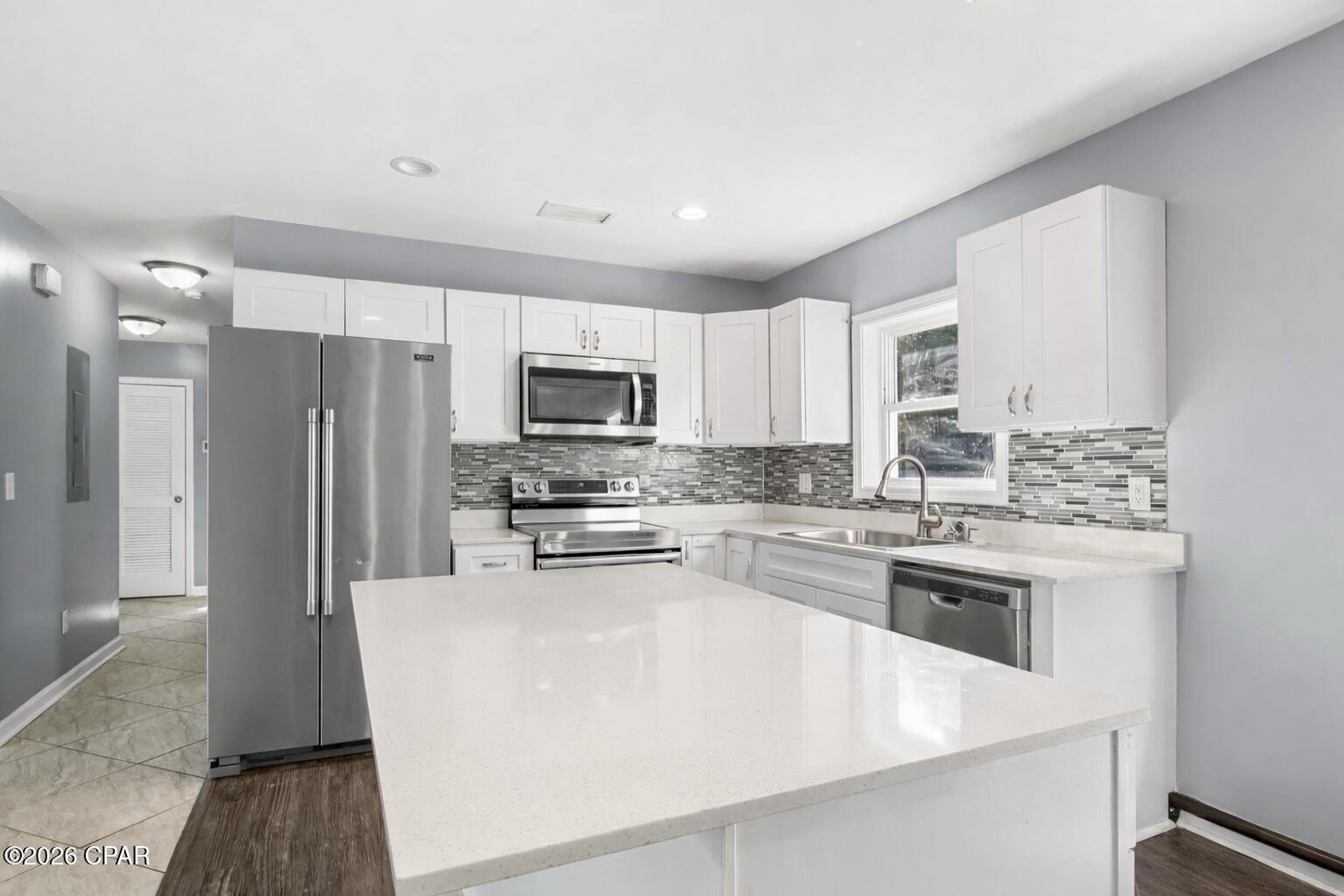 St And Bay Dev Co - Residential