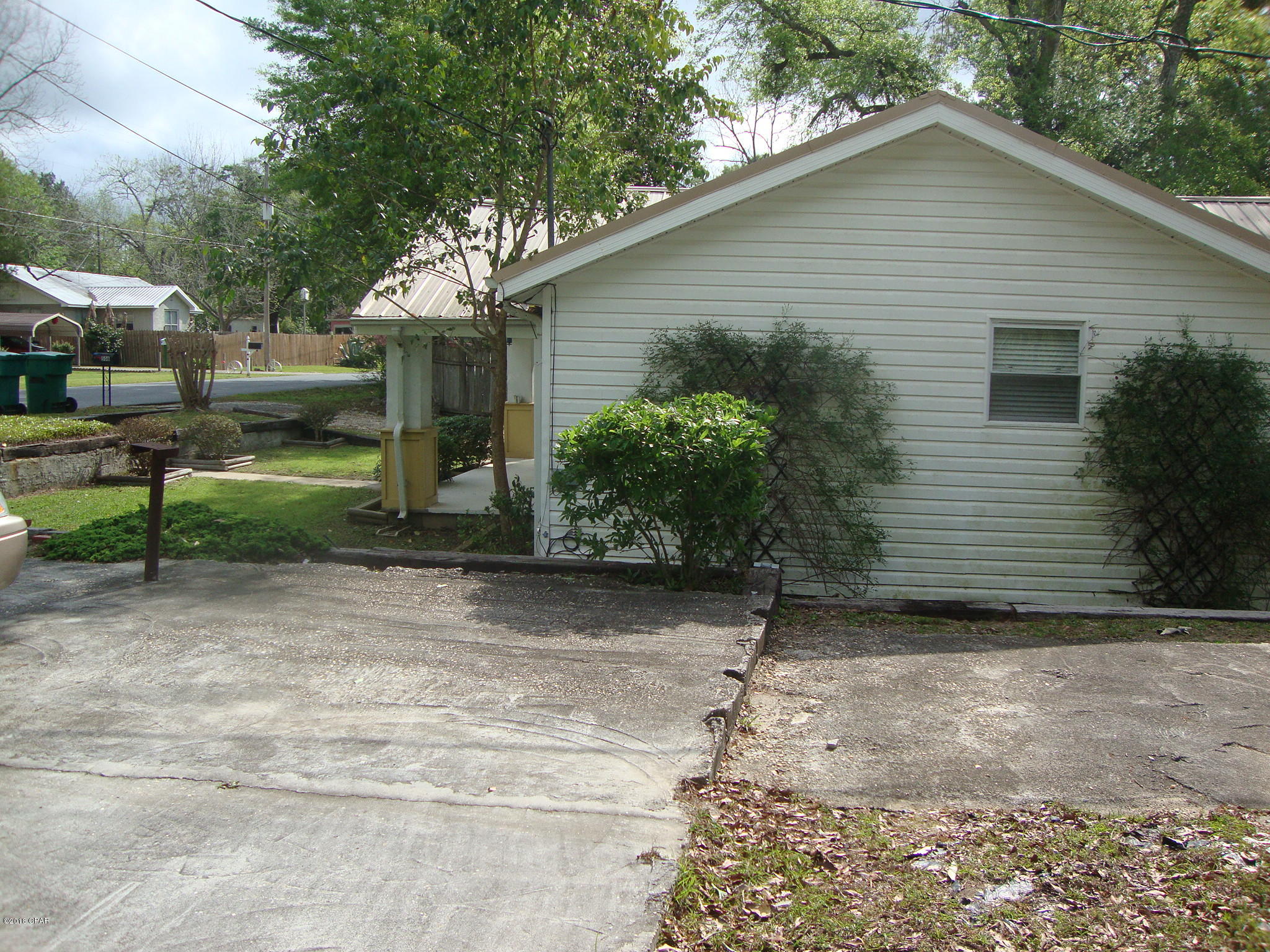 Bonifay - Residential