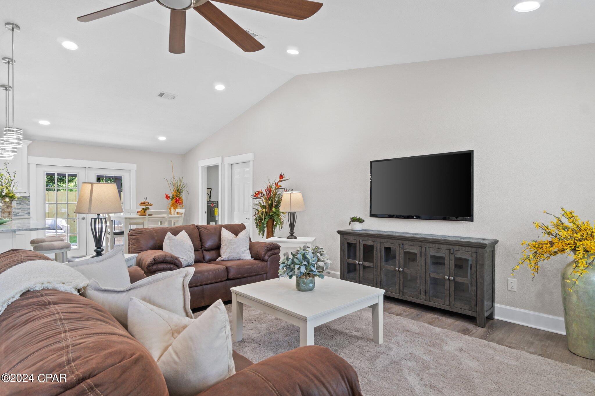 Venetian Villa - Residential