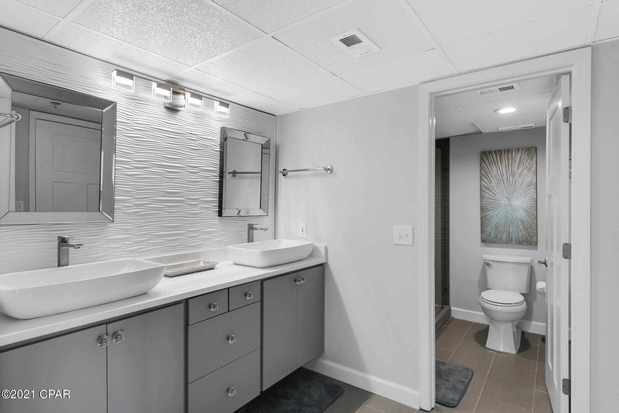 Long Beach Towers IV - Residential