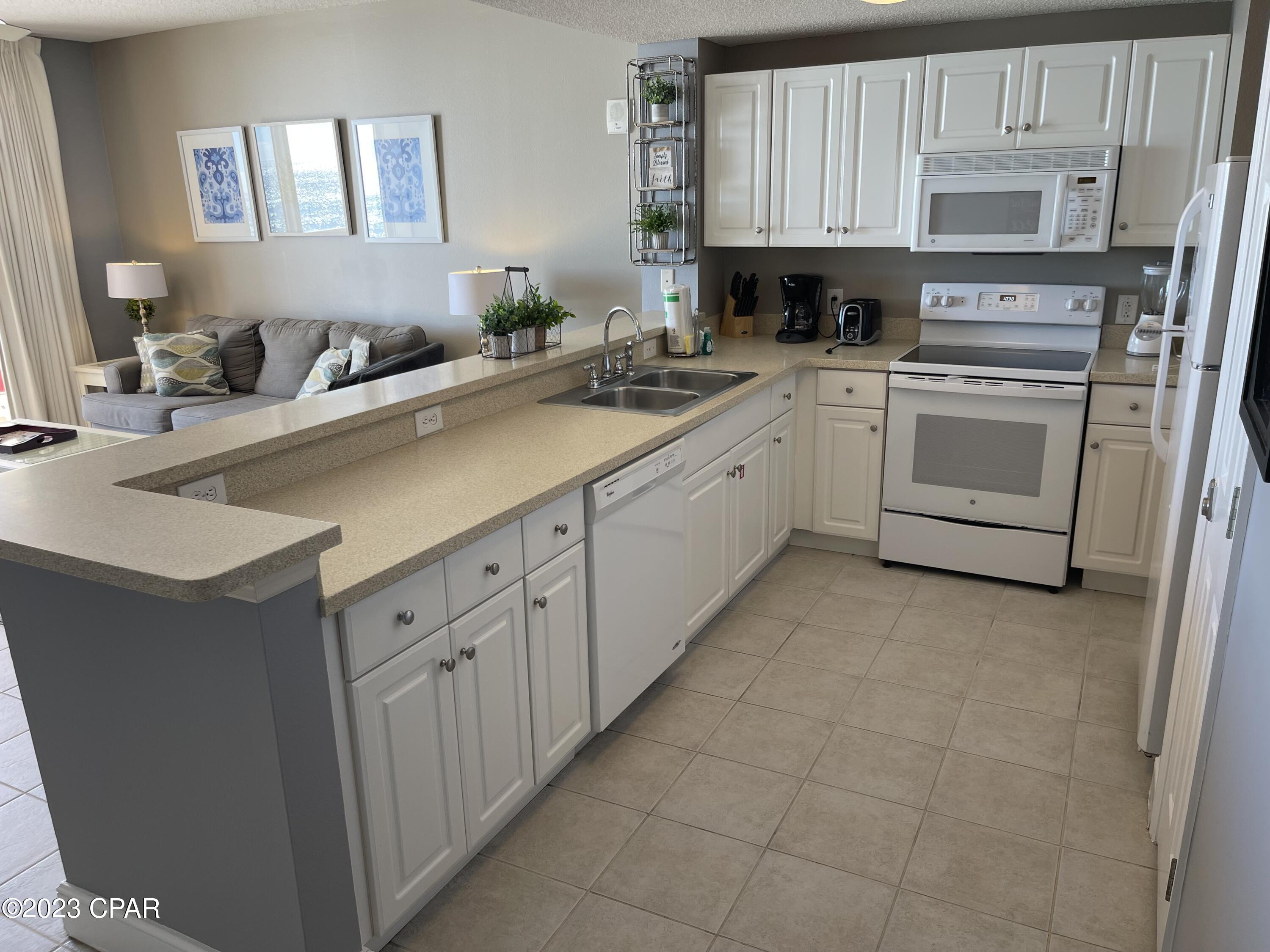 Majestic Beach Tower I - Residential