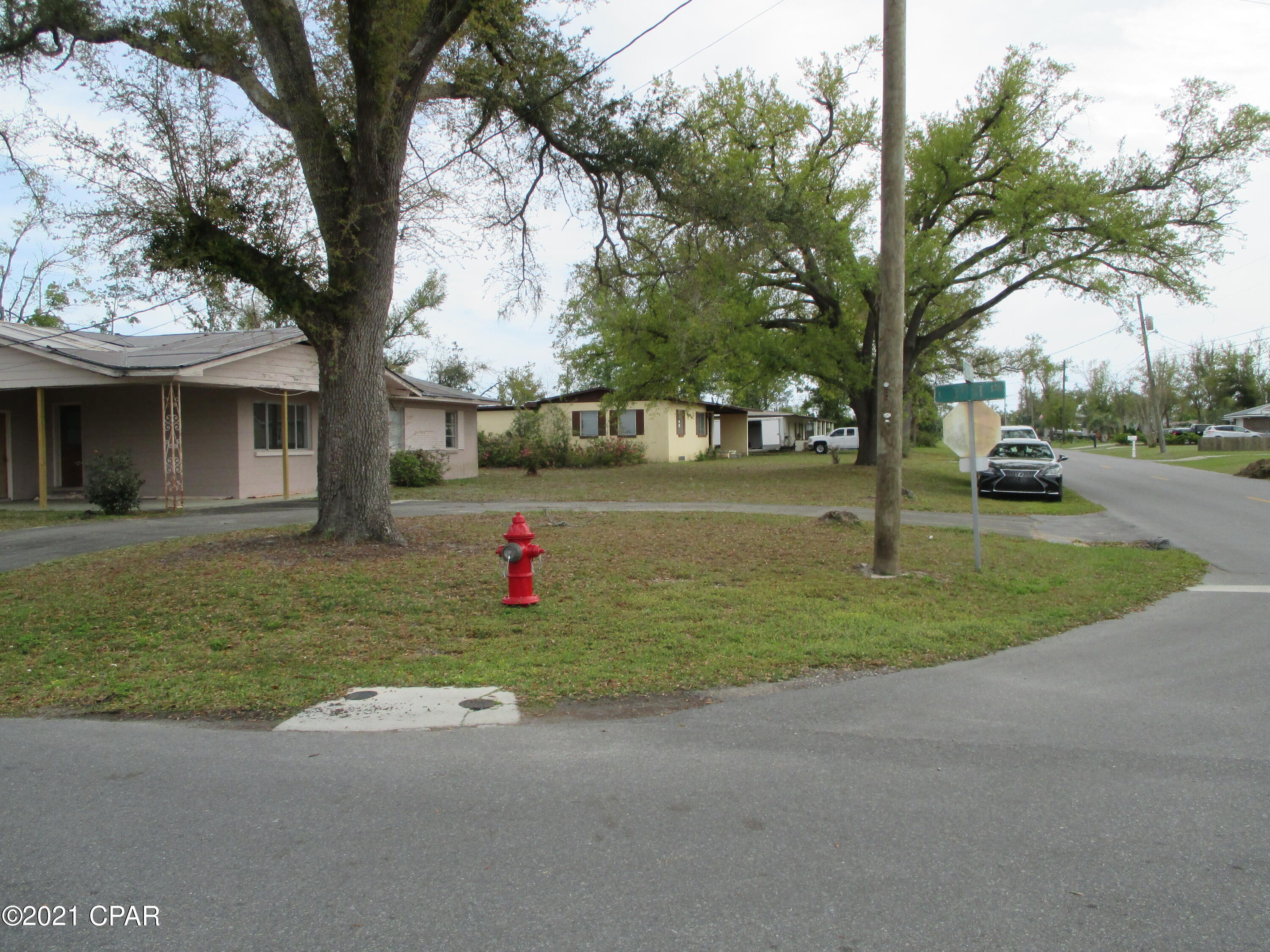 Bay Park Manor Replat - Residential