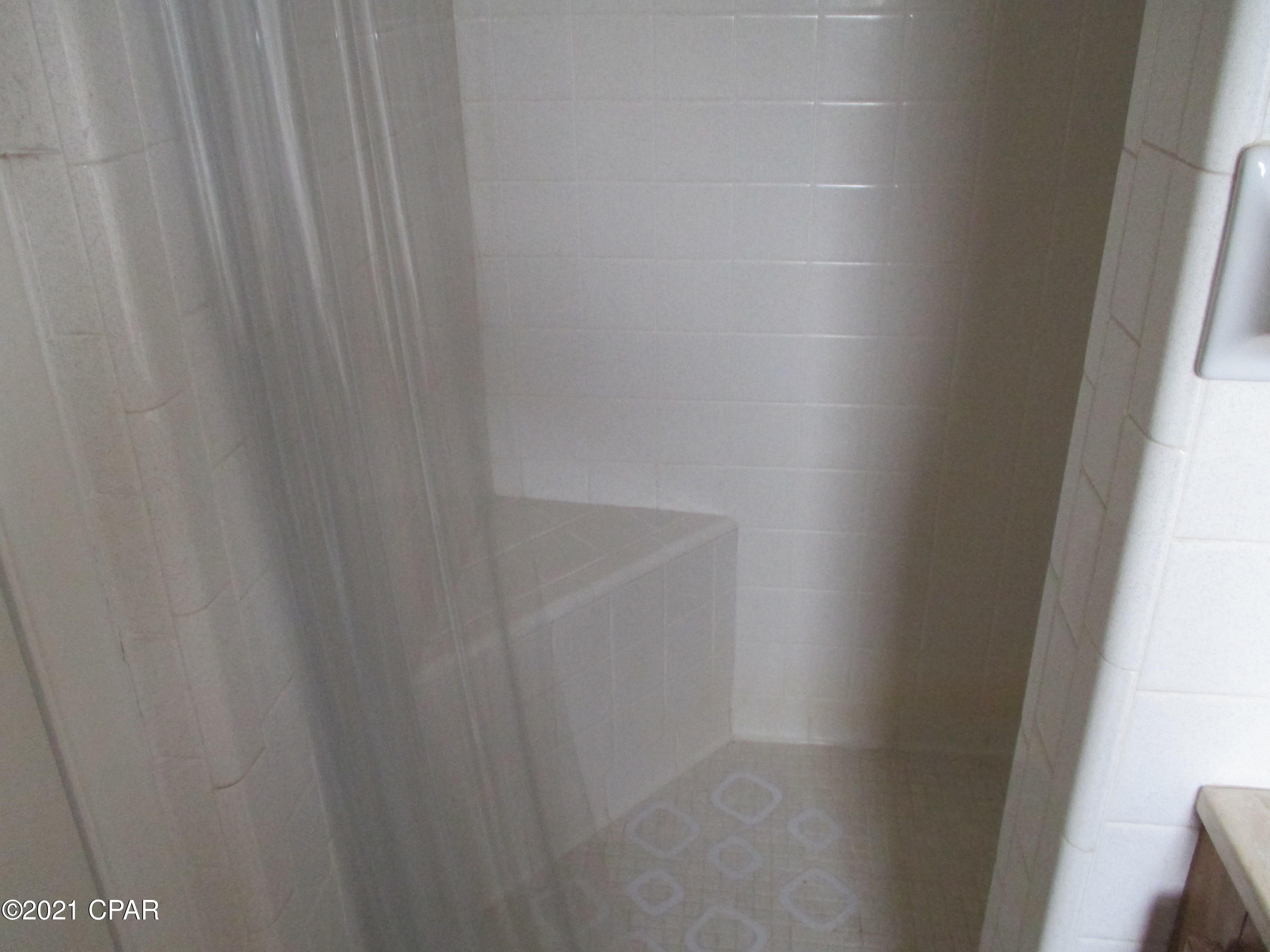 Bay Park Manor Replat - Residential