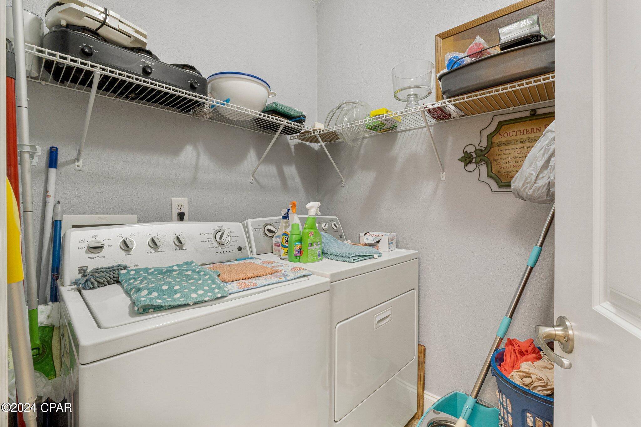 Villas At Suncrest - Residential