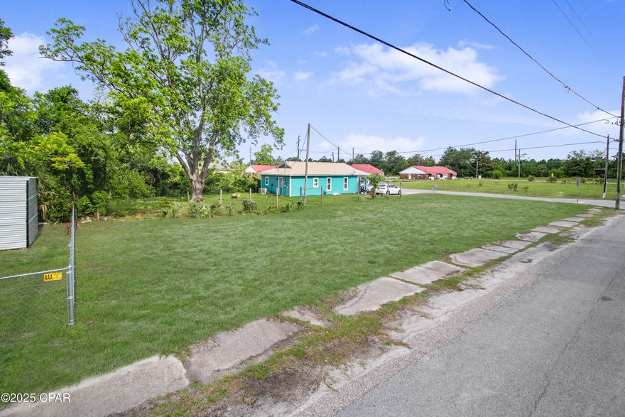 This is a nice lot locate in the beautiful Port St Joe area. IT'S A CLEAN, CLEARED AND CORNER LOT! and ready for your new home.  just two blocks from main Hwy. Flood zone x.