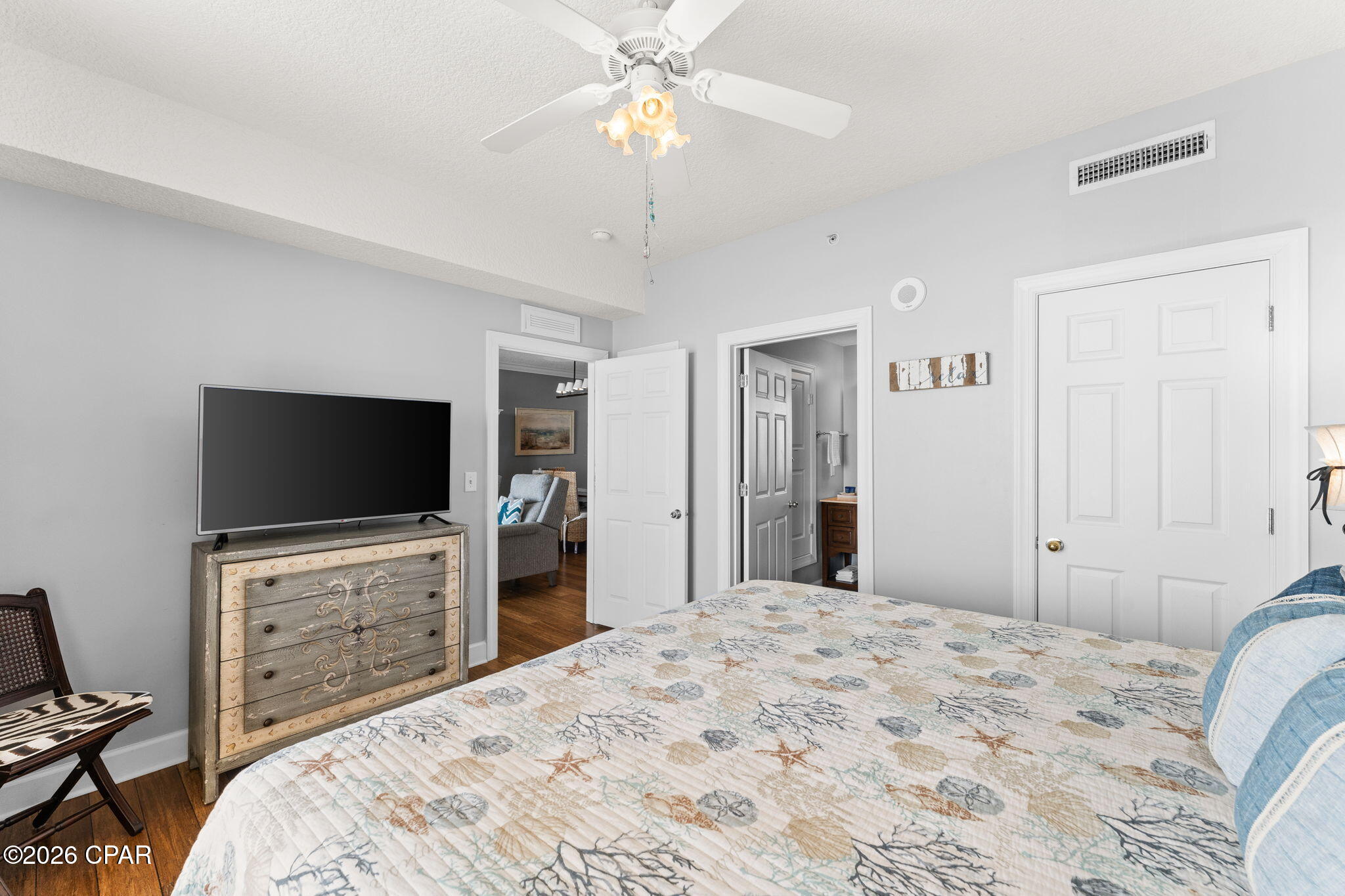 Tropic Winds - Residential