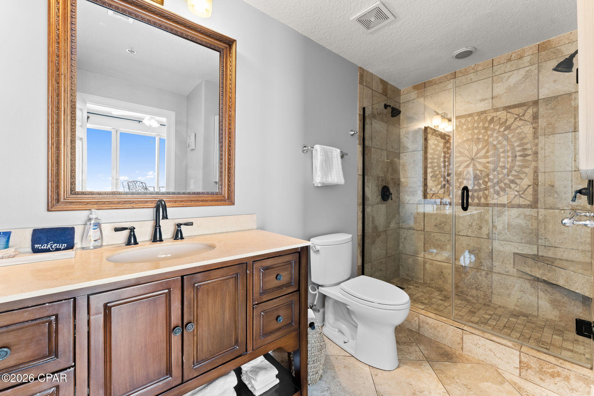 Tropic Winds - Residential