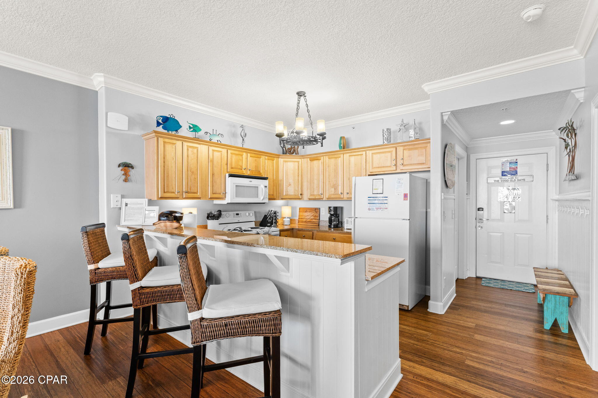 Tropic Winds - Residential