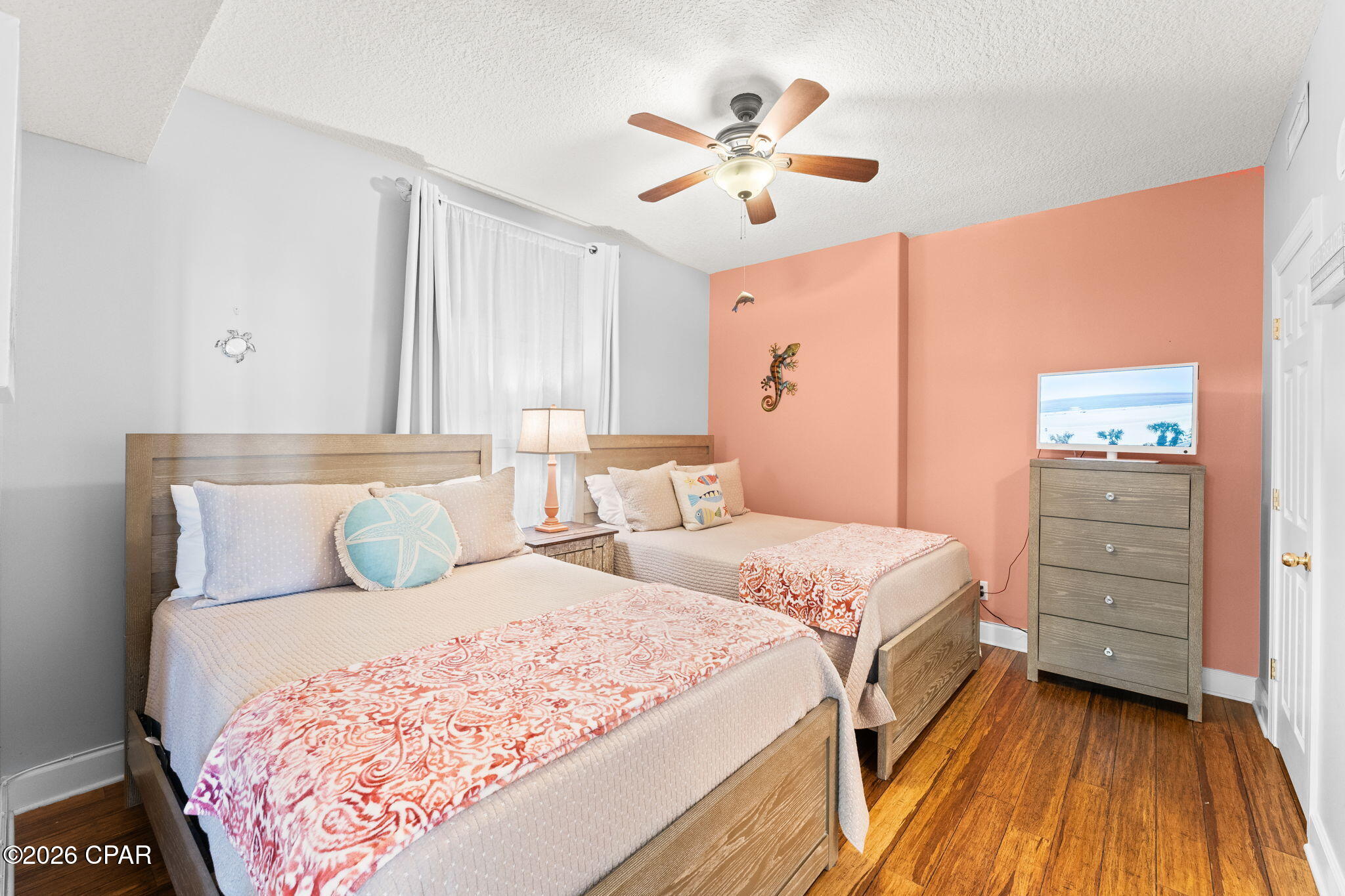 Tropic Winds - Residential