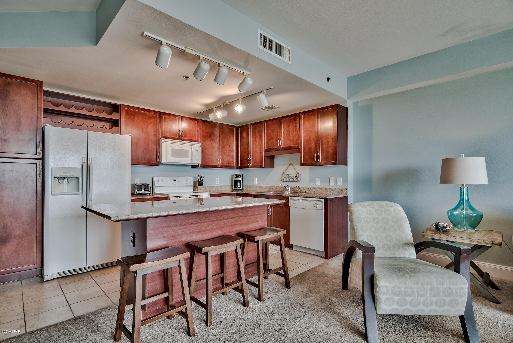 Laketown Wharf - Residential