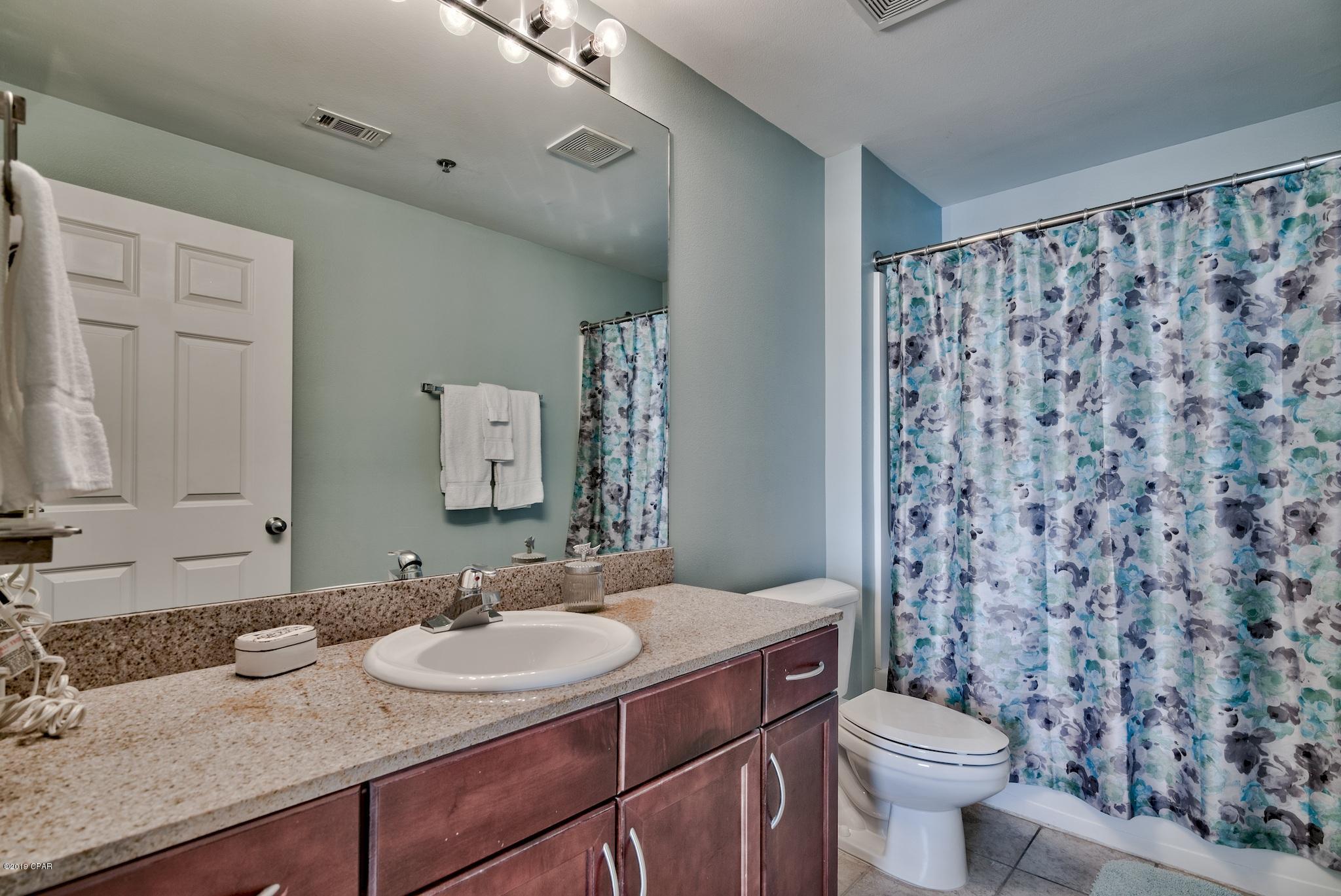 Laketown Wharf - Residential