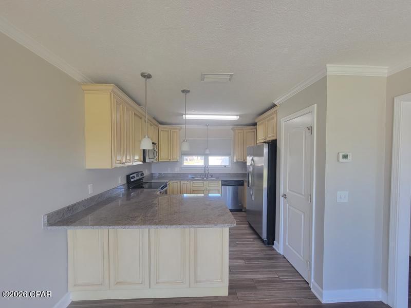 [No Recorded Subdiv] - Residential Lease