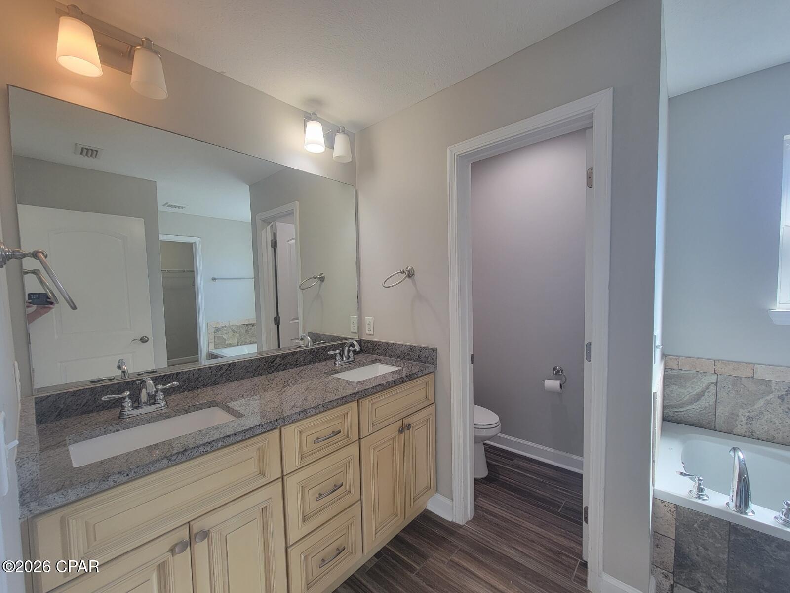 [No Recorded Subdiv] - Residential Lease