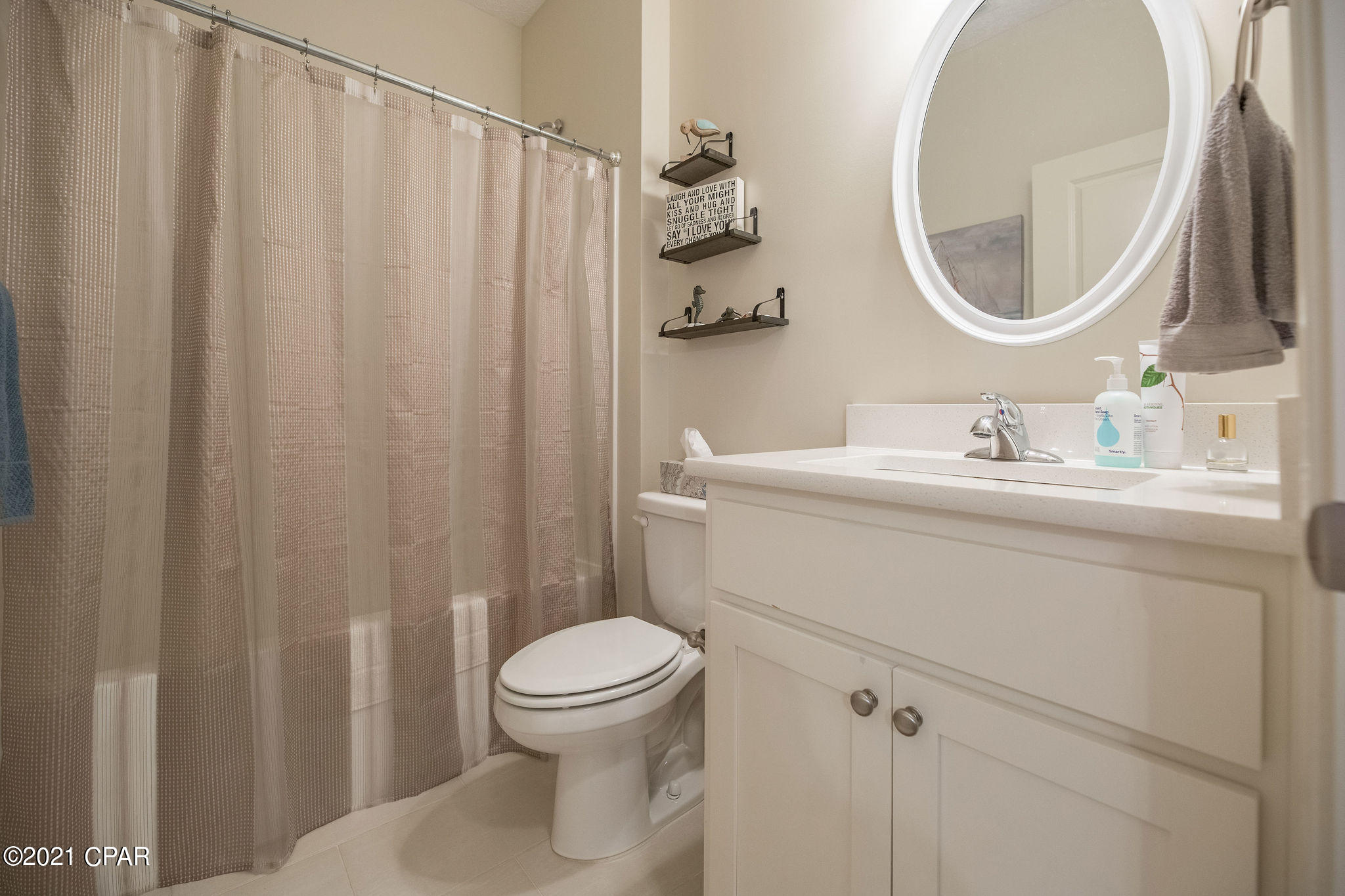 Gardenia Beach - Residential