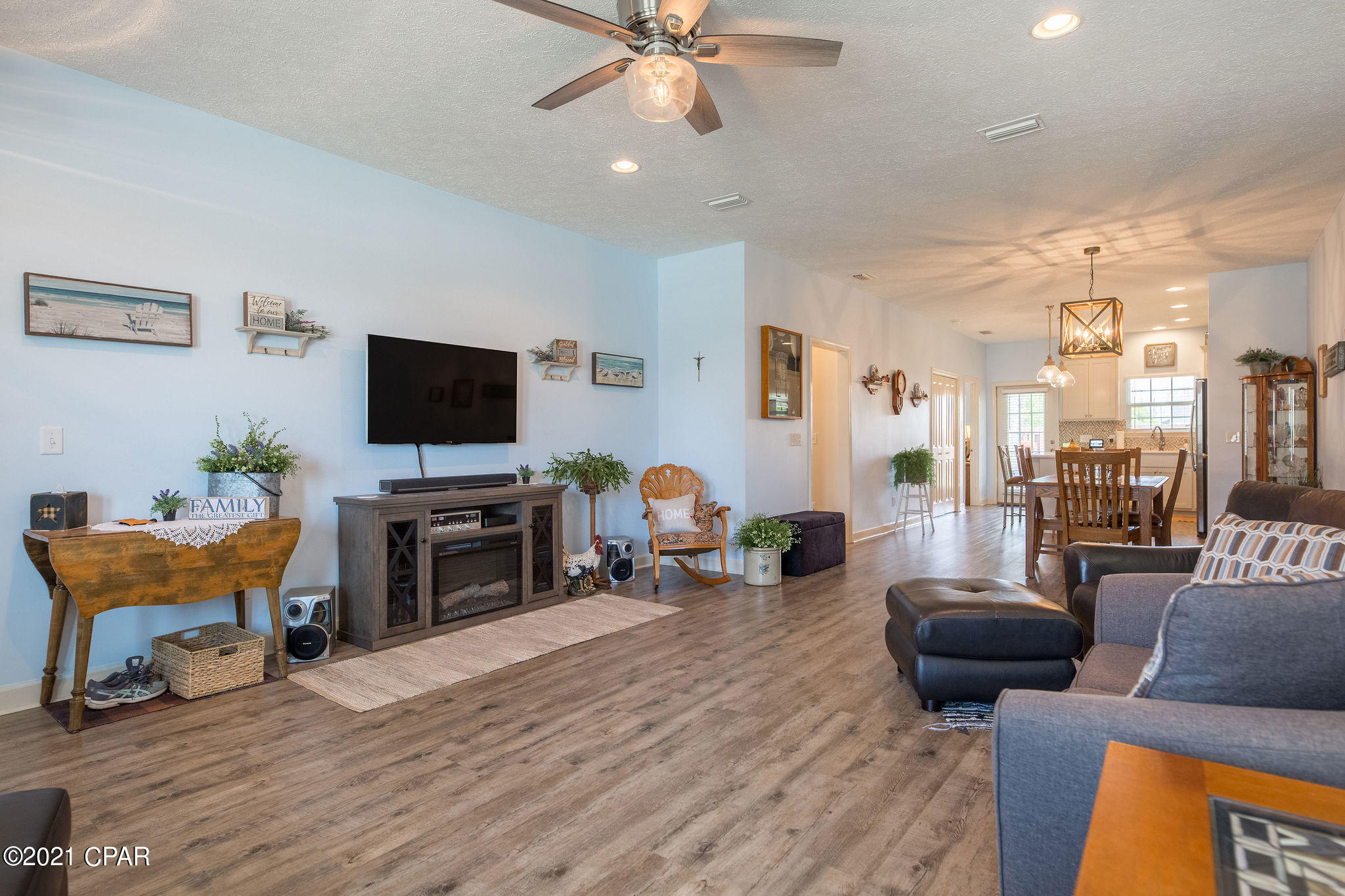 Gardenia Beach - Residential