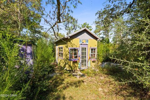 A home in Chipley