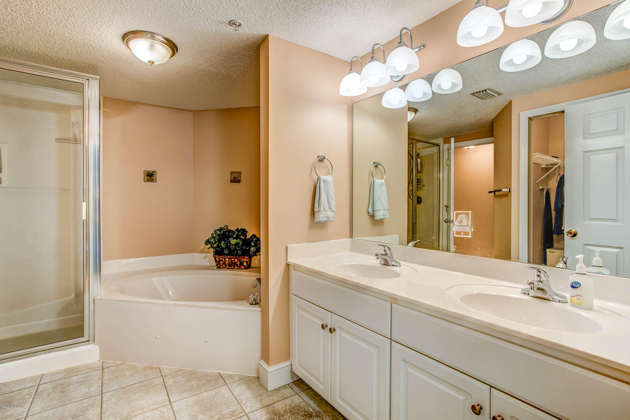 Majestic Beach Tower I - Residential