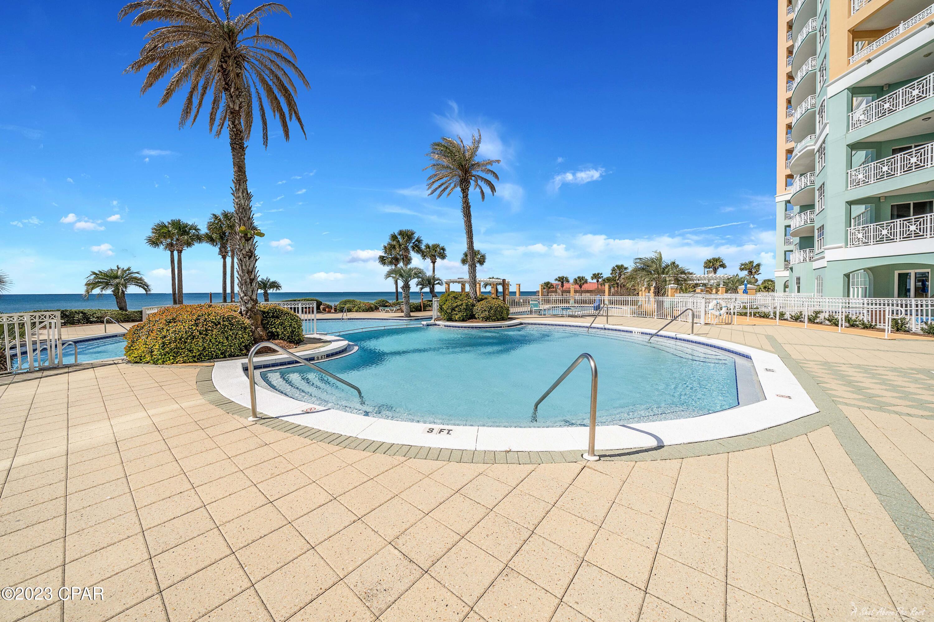 En Soleil Condo - Residential